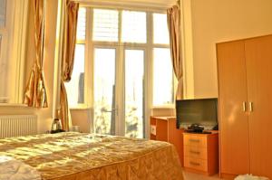 Hotel Photos