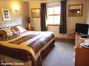 Rob Roy Hotel Aberfoyle Stirling Fk8 3ux Bed Photo 1 2